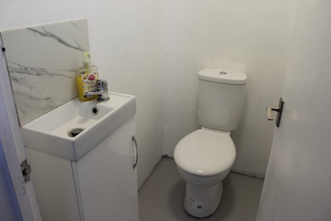 Unit D, Circle Line House, Harlow, Industrial To Let - IMG_0618.JPG