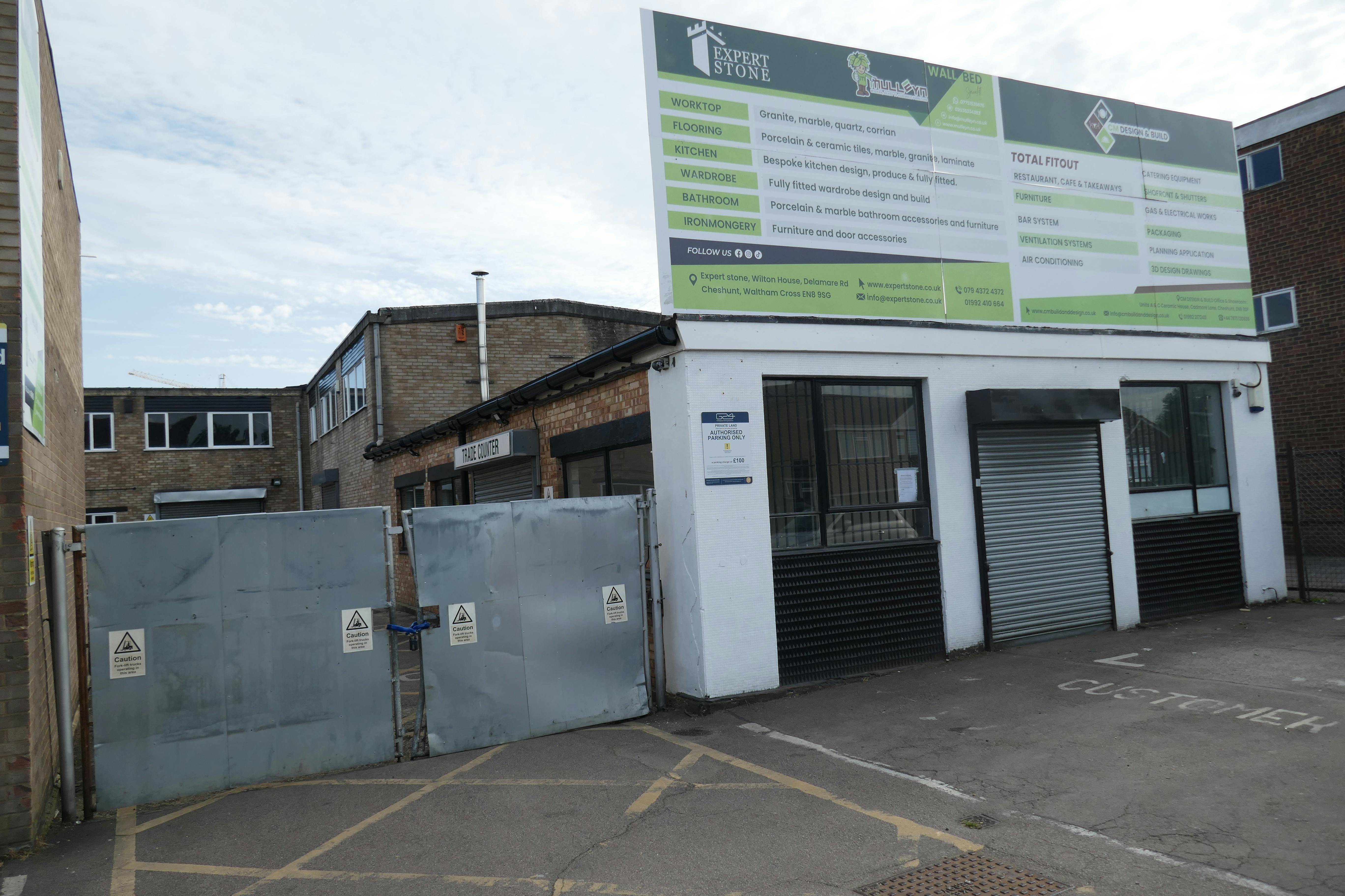 Units A and C Ceramic House, Delamare Road, Cheshunt, Industrial To Let - P1050588.JPG