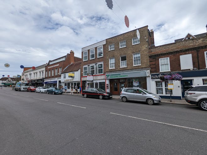 252 High Street, Guildford, D1 Premises / Leisure / Retail To Let - GFFrontRedline.jpg