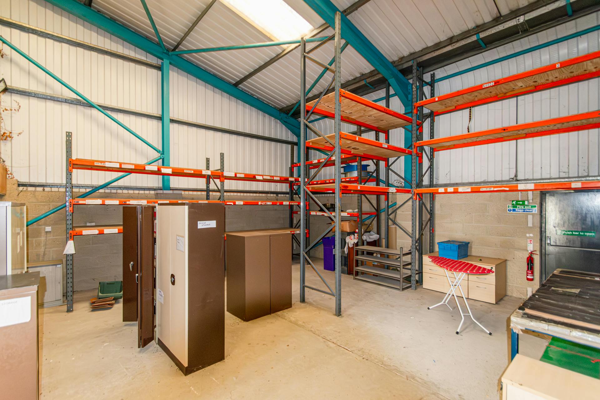 Industrial Unit in Ringwood - photo 2