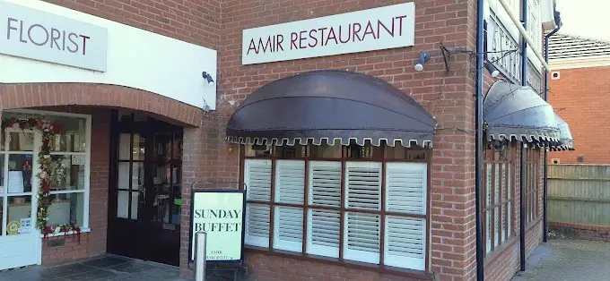 Shop 9  Oakmede Place, Bracknell, A3 / Retail To Let - Shop 9 Entrance exterior i.jpg