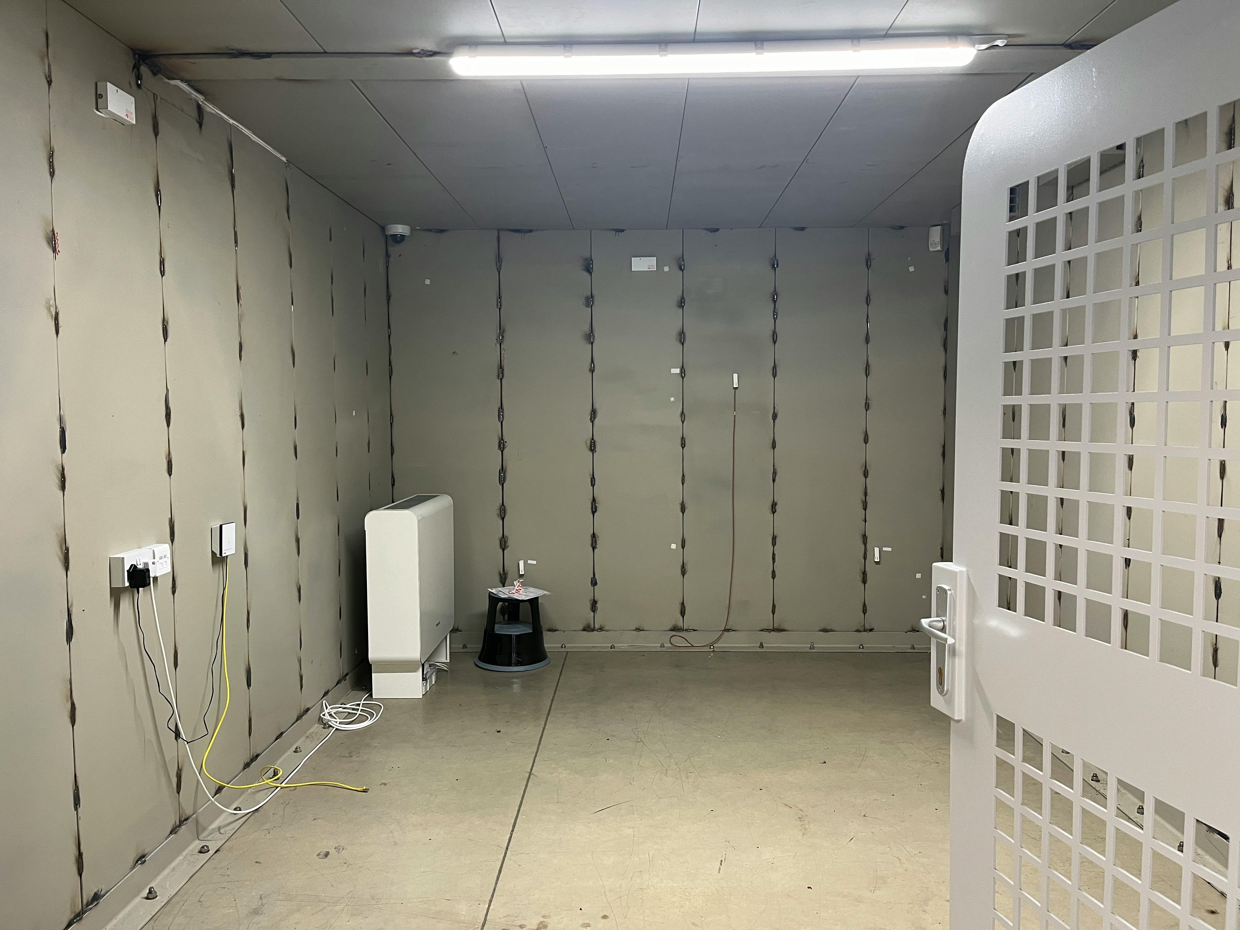 Modern Warehouse, Unit 5 Century Court, Aylesbury, Industrial To Let - IMG_1081.JPG