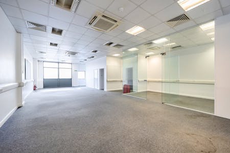 Unit 5, London, Industrial To Let / For Sale - 1459905-5-6a01c90970206.jpg