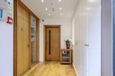 Prince Leopold House, 71-73 Victoria Street, Windsor, Office To Let - IMG_7268.jpg