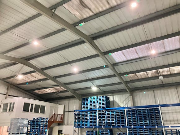 2B Enterprise Trading Estate, Southall, Industrial To Let - 2b Enterprise - Warehouse 6.jpg