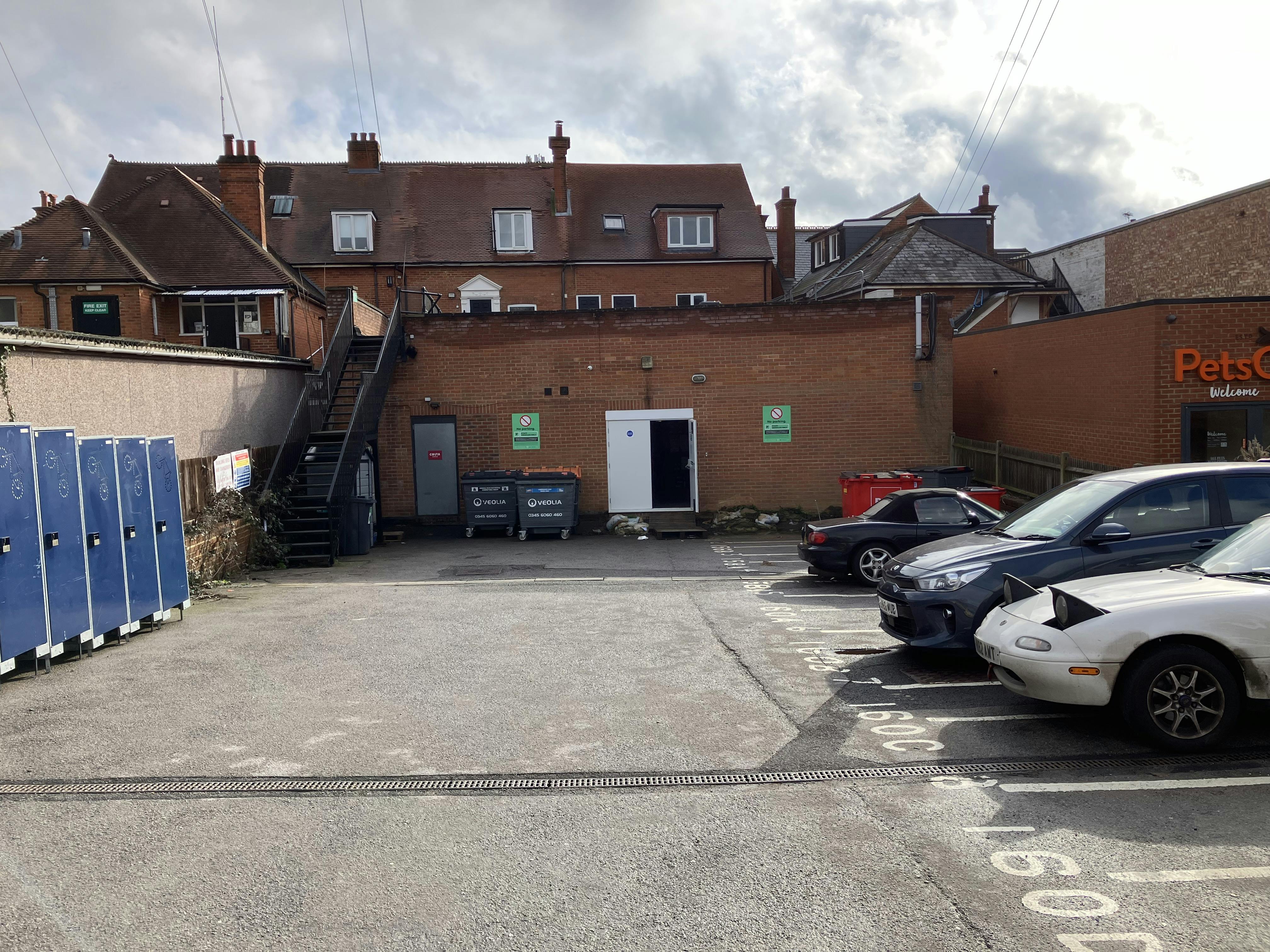 158 Fleet Road, Fleet, Retail To Let - IMG_0358.JPG