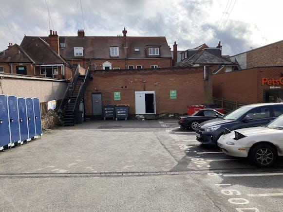 158 Fleet Road, Fleet, Retail To Let - IMG_0358.JPG