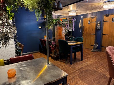 Fully Fitted 44 Cover Licensed Bar & Restaurant, 1-2 Lower Auchingramont Road, Hamilton, A3 (Restaurants and Cafes) To Let - IMG_3320.jpg