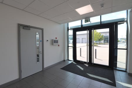 Unit 1 Premier Park, Trafford Park - Acheson Way, Manchester, Industrial/Logistics To Let - DSC_2721.JPG