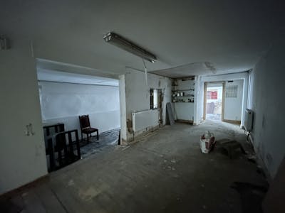 67 Plashet Road, London, Retail To Let - IMG_1219.JPG