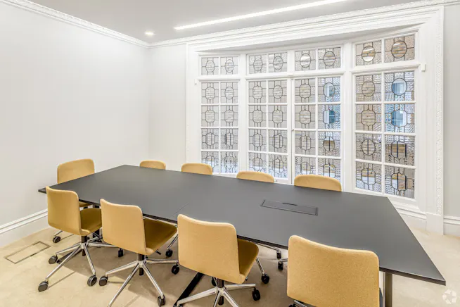 56 Grosvenor Street, London, Offices To Let - 56GrosvenorStLondonInteriorPhoto22LargeHighDefinition.jpg