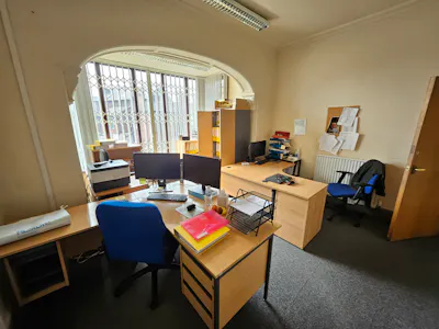 9 & 11 Manchester Road, Manchester, Office / Retail For Sale - 20260907_120058.jpg