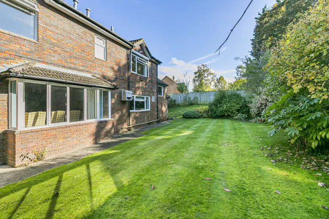 Abbeyfield House, Aylesbury To Let - b3ac8b36cad8fd51897078814fb2f5a2.jpeg
