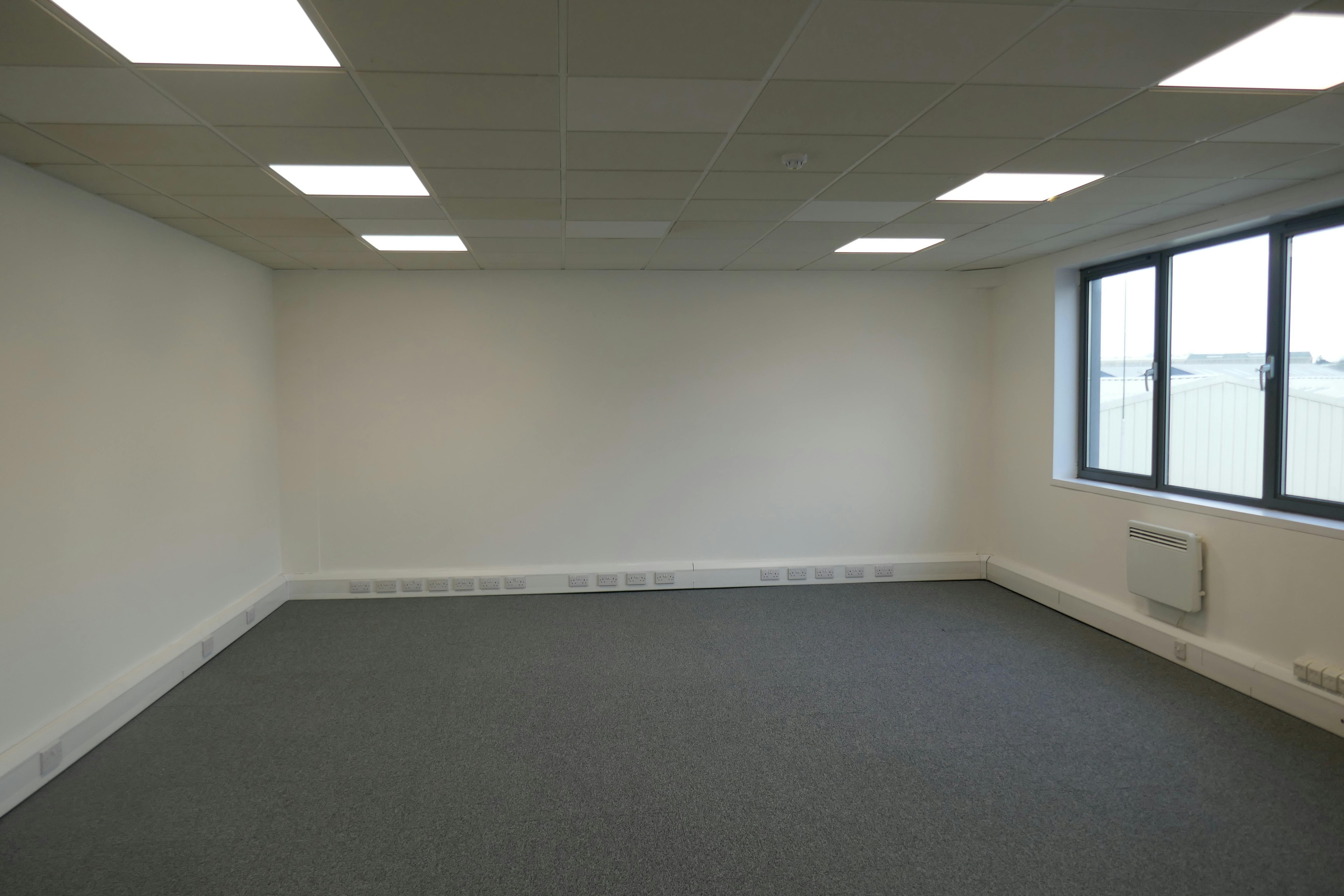 Unit 11 Harlow Mill, Riverway, Harlow, Industrial To Let - P1020448.JPG