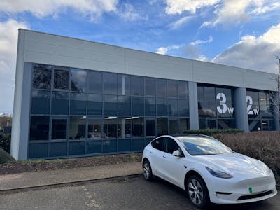 3 Woodshots Meadow, Watford, Industrial / Light Industrial / Warehouse To Let - IMG_5302.jpeg