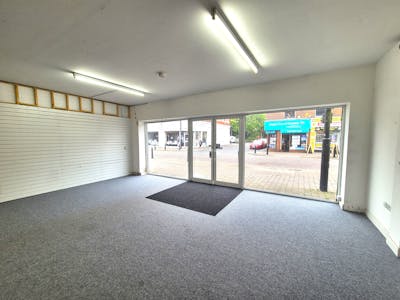 41 Castle Street, Stockport, Retail To Let - 20250723_120716.jpg