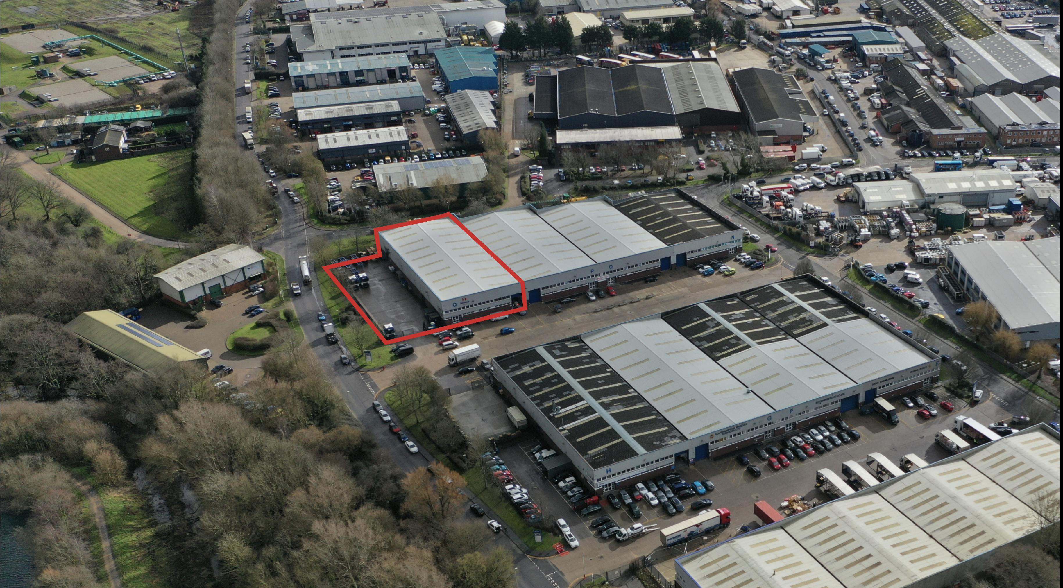 Industrial Unit in Southampton - photo 4