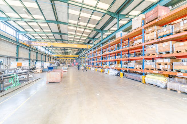 Units 1, 2 & 4 Daneshill Industrial Estate, Armstrong Road, Basingstoke, Industrial To Let - DSC08969.jpg