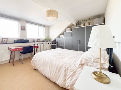 32 & 32A New Road, Porthcawl, Residential / Retail For Sale - 32A New Road031.jpg