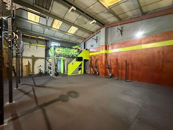 Unit 10, Wickford, Industrial To Let - IMG20251121WA0008.jpg