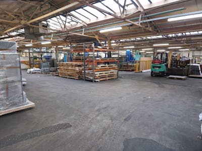 30 Progress Road, Leigh-On-Sea, Industrial/Logistics For Sale - WhatsApp Image 20241017 at 144111_ec47b228.jpg