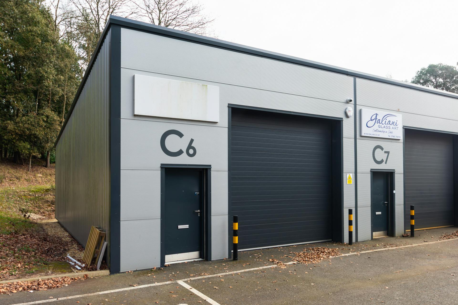 Retail/Shop in Poole - photo 2