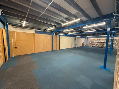 Unit 17, Newlands End, Basildon, Industrial To Let - WhatsApp Image 2026-08-27 at 1.22.01 PM (2).jpeg