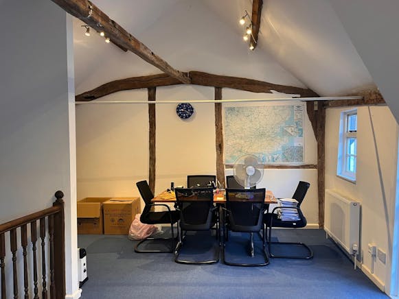 5 Buttermarket, Thame, Offices To Let - WhatsApp Image 20251027 at 165308_f099b0fe.jpg