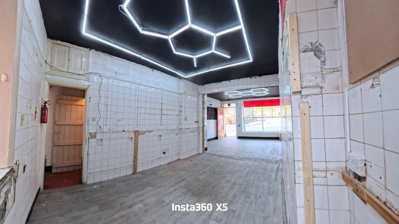 34 Market Street, High Peak, Retail To Let / For Sale - Ground Floor - Trading