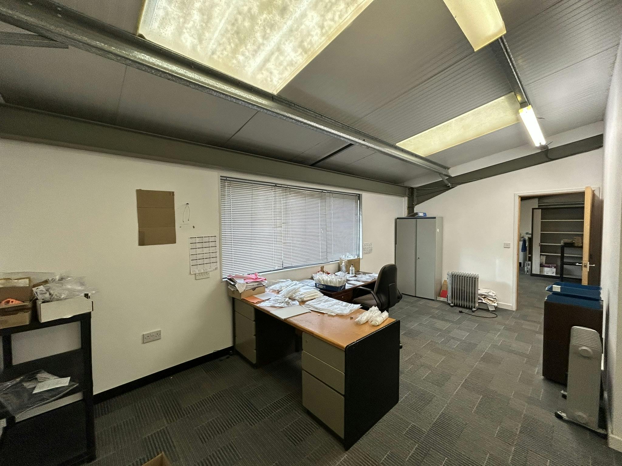 Unit 19 Star West, Westmead Industrial Estate, Swindon, Industrial To Let / For Sale - IMG_7026.JPEG