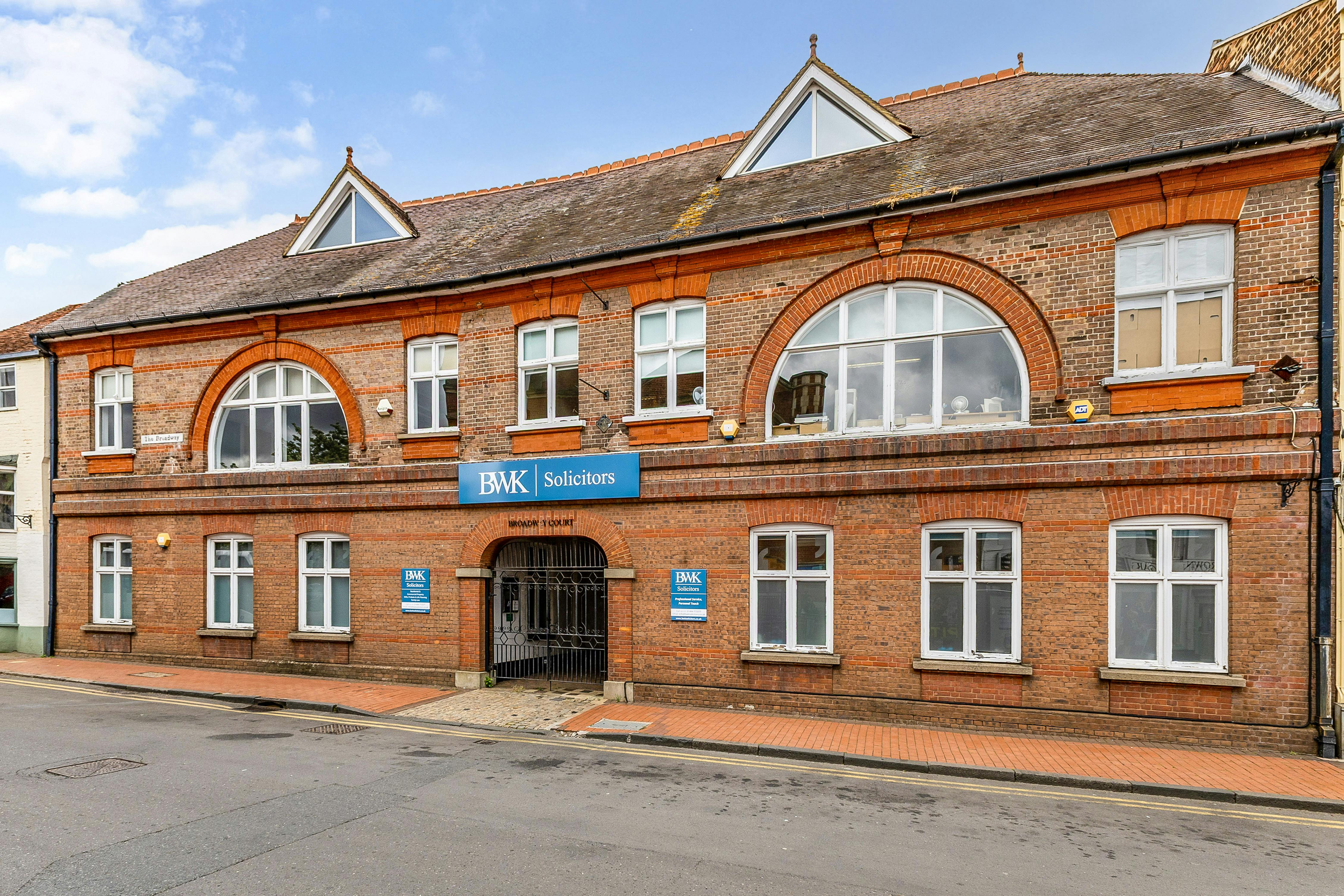 1-2 Broadway Court, Chesham, Offices To Let / For Sale - 108313_1 Broadway Court High Street  (11).jpg