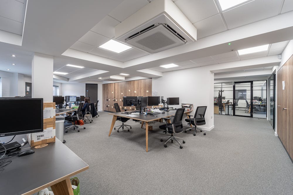 Baden Place Crosby Row - Grd Flr 1.jpg