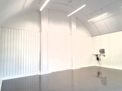 Arch 213, Ponsford Street, London, Industrial To Let - HMN00602_ARCH_213_PONSFORD_STREET_WEB (2) - Edited.jpg