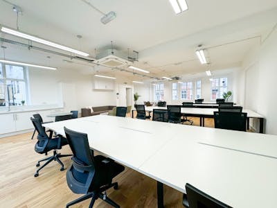 72 Margaret Street, London, Office To Let - Image 11.jpg