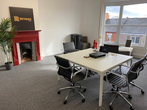 Offices, 241A Wellingborough Road, Northampton, Offices To Let - Internal 1.jpg