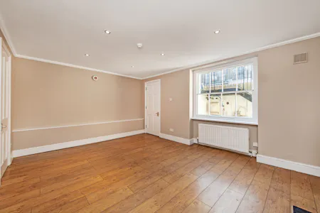 St John Street, London, Residential Flat To Let - Reception Room
