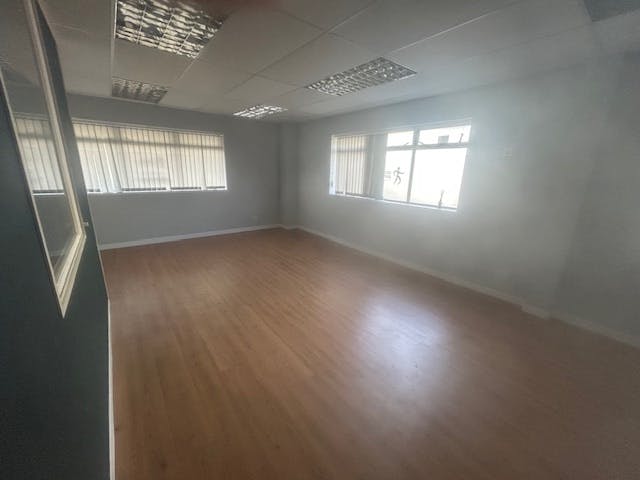 Ground Floor, Unit 9, Lord Wilmot House - IMG_7900.jpg