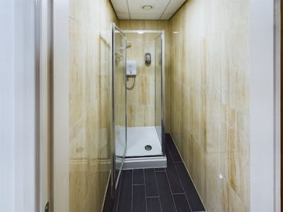 Urban Village, 2nd Floor Offices, Swansea, Office To Let - Image 9