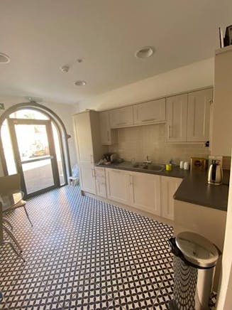 Ground fl, Block D, 4 Lewiston Mill, Stroud, Office To Let - Kitchen Block D.jpg