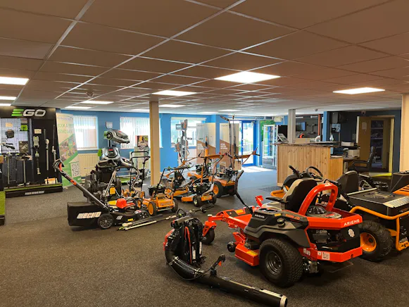 Unit 5C, Hydepark Industrial Estate, Newtownabbey, Industrial / Warehouse To Let - Showroom.jpeg