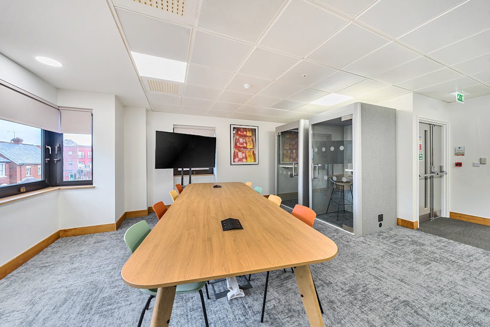 Charter Court, 74-78 Victoria Street, St Albans, Office To Let - 137384046911ef009bec5.jpg