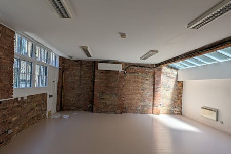 2 Durham Yard, London, Office To Let - 2-Durham-Yard-E2-Bethnal-Green-London-Fields-Office-Studio-To-Let-Internal15-Dominion.London.jpg
