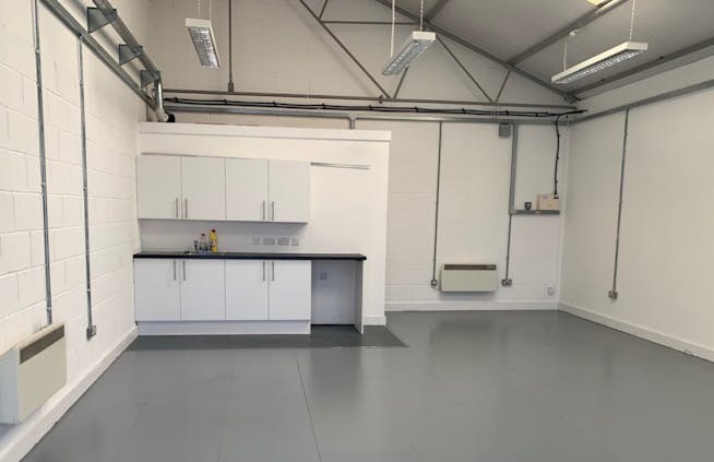 Draycott West, Elcot Mews, Elcot Lane, Off London Road, Marlborough, Industrial / Leisure / Office / Retail To Let - Draycott-West-25-Internal-1282x830.jpg
