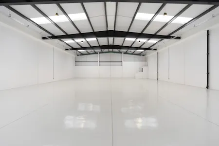 Unit's 32 -38, Westwood Park Trading Estate, Park Royal, Industrial/Logistics / Warehouse To Let - IW-300526--CA-330-U32 (1).jpg