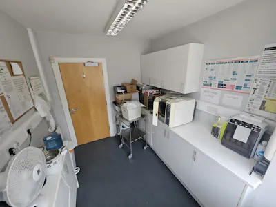 32 Heaton Moor Road, Stockport, Healthcare / Office To Let - 20260710_131732.jpg