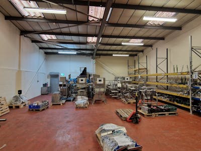 Unit 1, Knutsford, Industrial/Logistics To Let - 20240222_095912.jpg