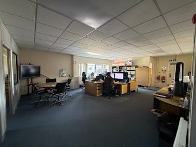 Unit 2 Mornington Place, Waterlooville, Industrial / Warehouse To Let - IMG_1233.jpg