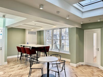 18-19 Albemarle Street, 19 Albemarle Street, London, Office To Let - Breakout Area