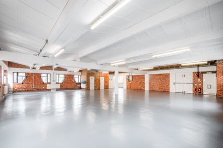 Unit 4 Bayford Street Industrial Centre, London, Industrial / Office To Let - Bayford St Ind U4  Low Res 9.jpg