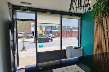 361A Roman Road, London, Office / Retail To Let - 361aRomanRoadShopE35QRInternal2Dominionlondon.jpg
